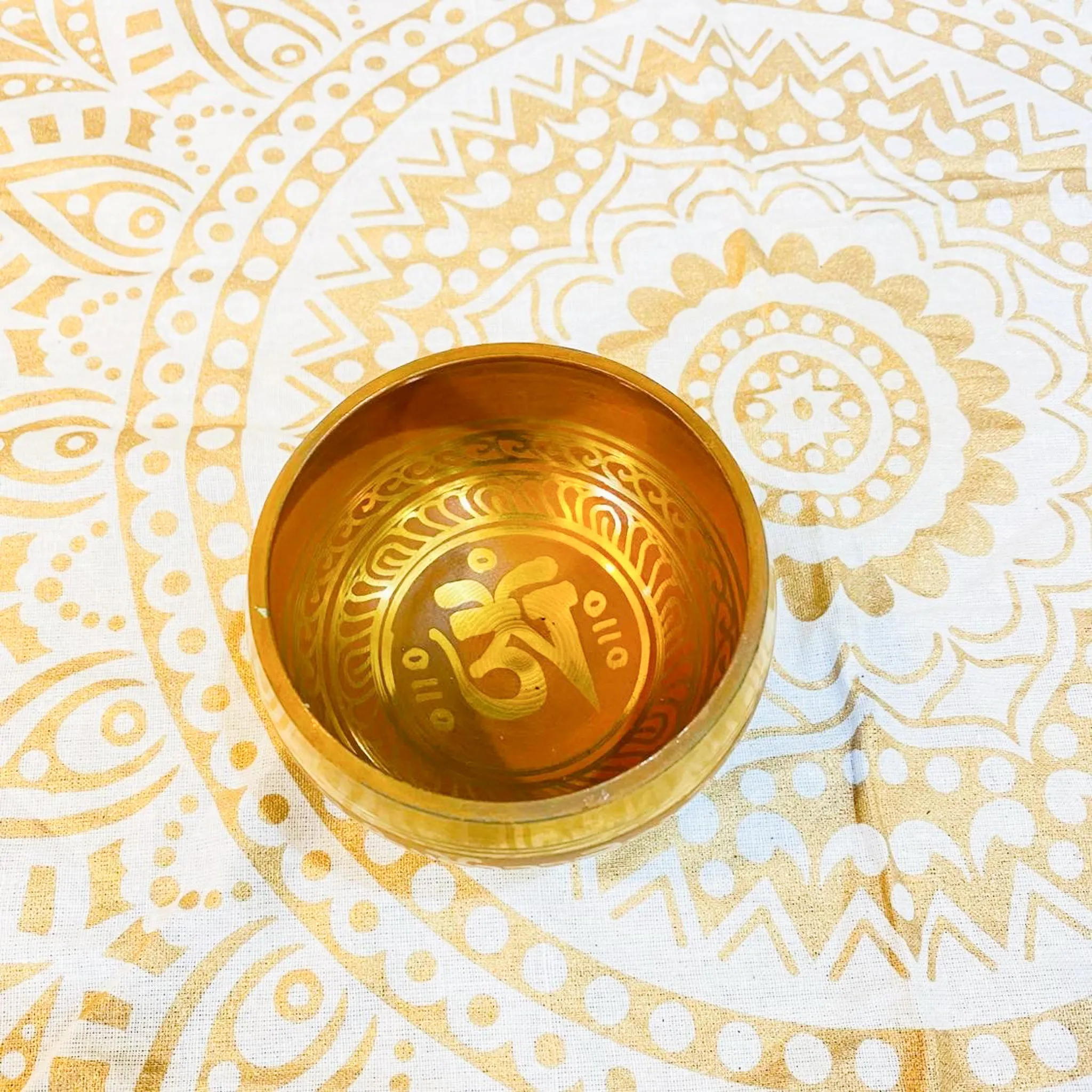 Buddha Eye/Om Engraved Relaxing Singing Bowl